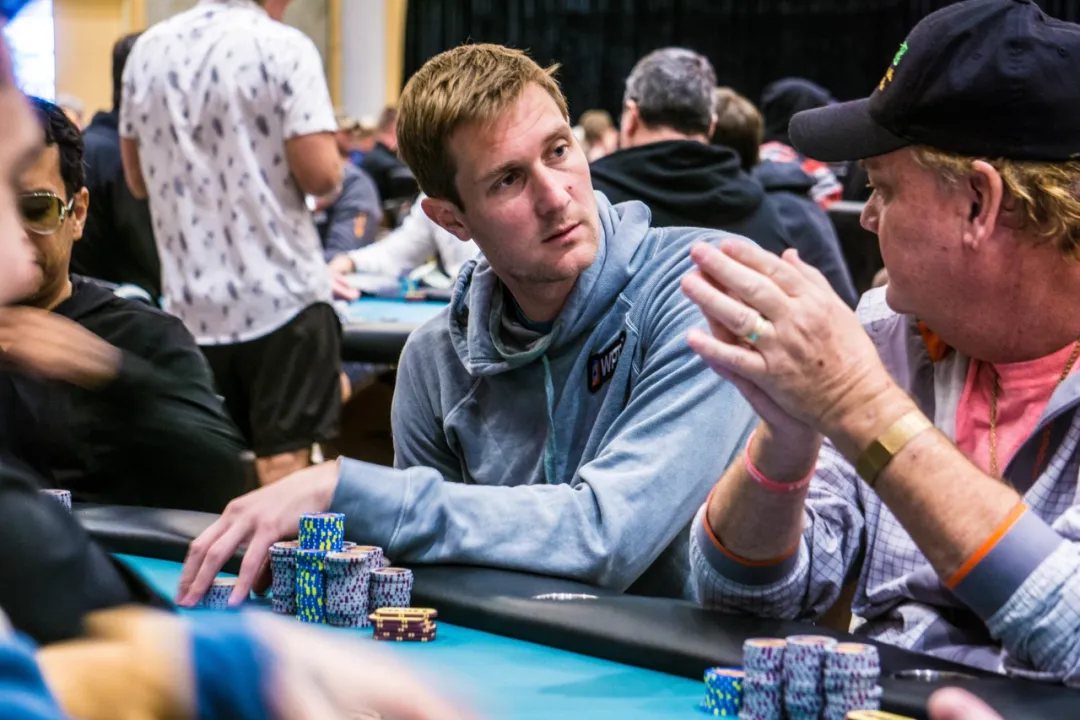【GG扑克】当扑克被流量绑架：Brad Owen直言“我感觉自己像个骗子”