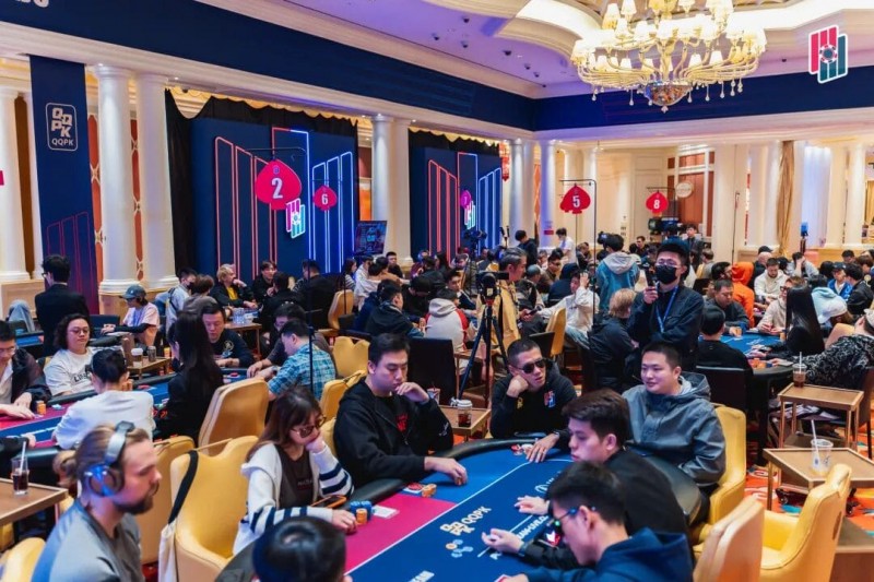 【GG扑克】PD22济州站｜Q4幸运手牌两度立功，蒋欣欣惊险夺得单日豪客赛冠军！主赛30人晋级Day3