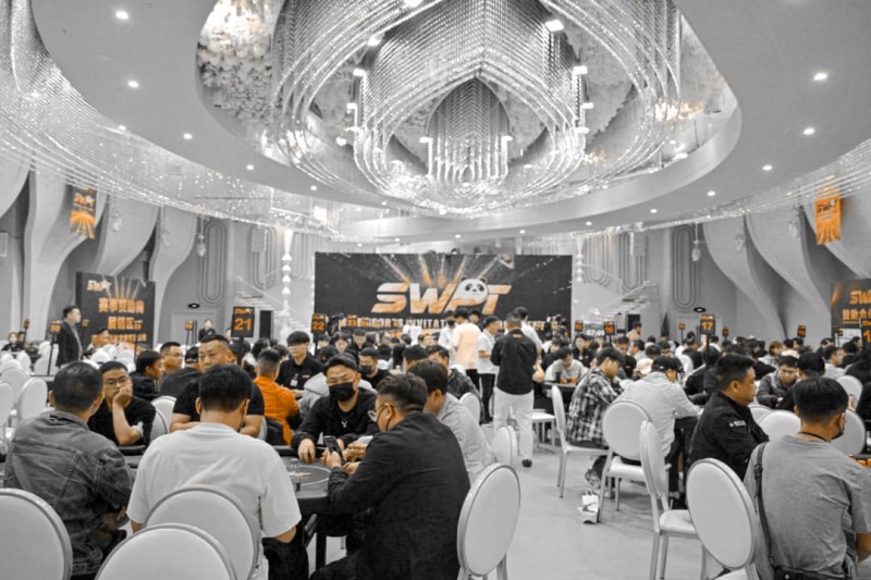 【GG扑克】SWPT·广安站 | 从“抚仙湖杯”到SWPT,西南扑克标杆赛事华丽升级,首日战火点燃!马鹏龙斩获回馈赛冠军