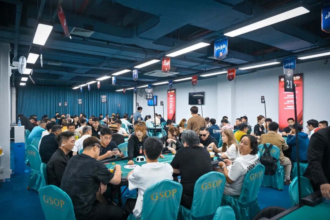 【GG扑克】深圳山海杯 | 三日激战，主赛首轮战罢！本次主赛共计521人次参赛，140位顶尖牌手各凭实力顺利突围