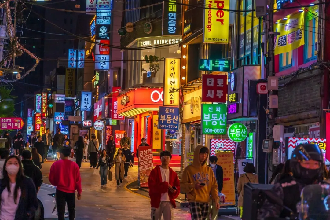 【GG扑克】首尔午夜的悖论：全民禁令之下，为何遍地扑克高手？