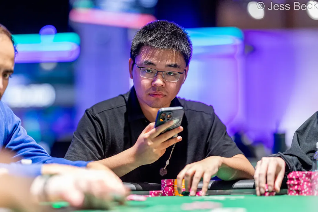 【GG扑克】2026WSOP | 主赛剩62人,唐俊杰记分牌第七,携手Tianle Wang、章聪雅挺进Day7