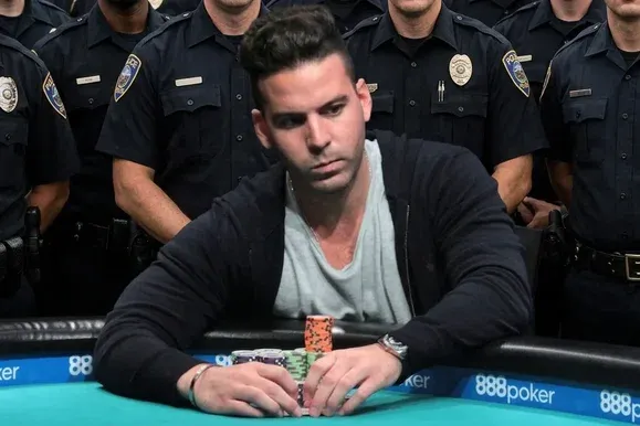 【GG扑克】从WSOP冠军到面临25年刑期，他到底经历了什么？